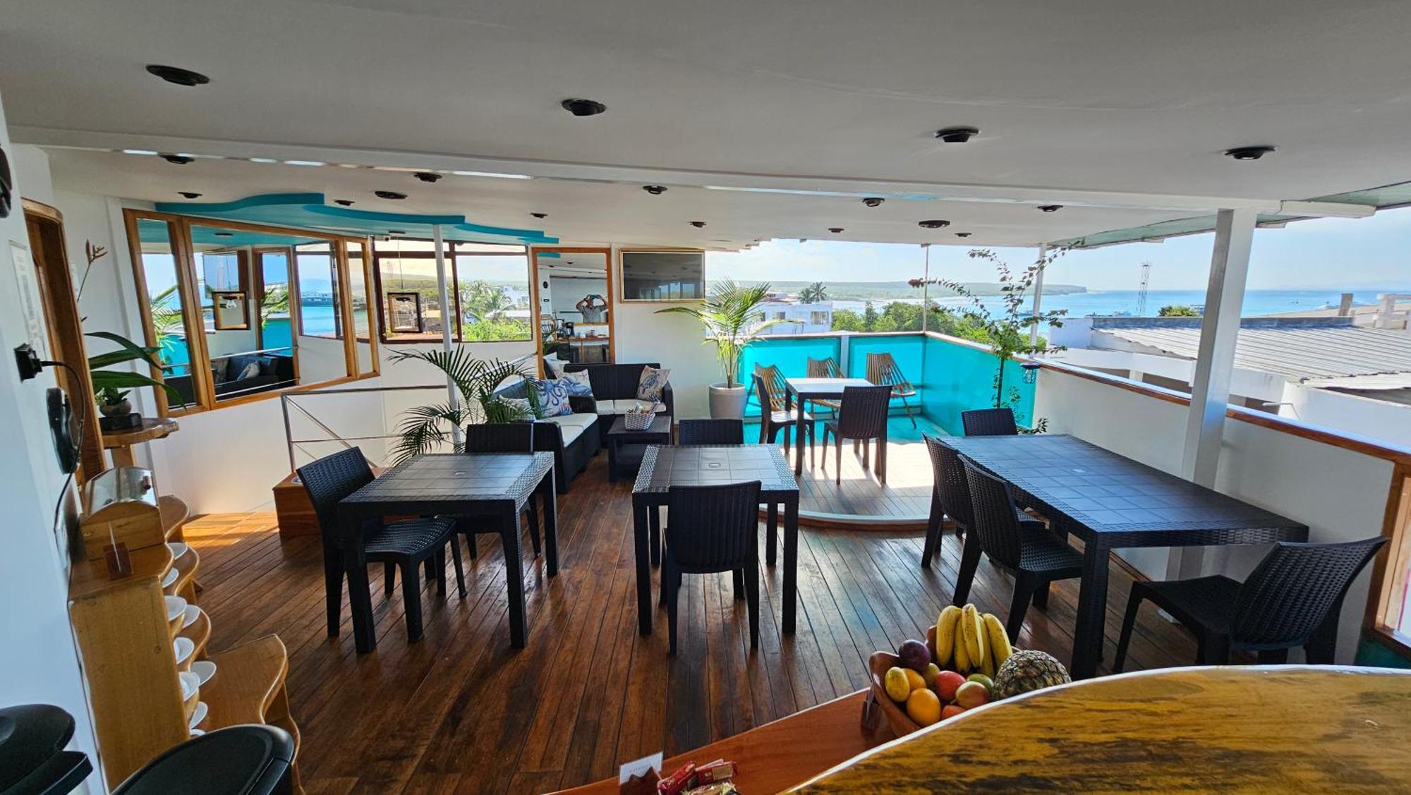 Bed and Breakfast Casa Ocean Pier à Puerto Ayora  Extérieur photo